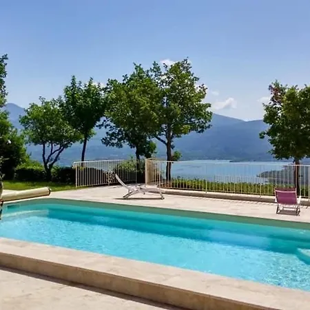 Ferme Lou B&B 생트크루아드베르동