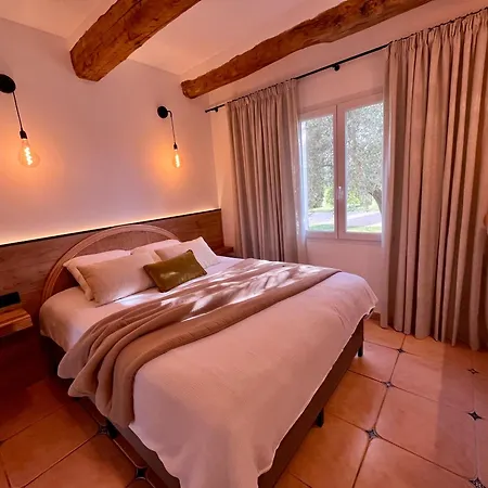Domaine De La Ferme Lou Panzió