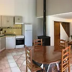 Frühstückspension Domaine De La Ferme Lou 4*