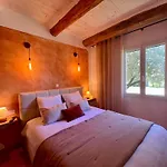 Bed & Breakfast Domaine De La Ferme Lou 4*