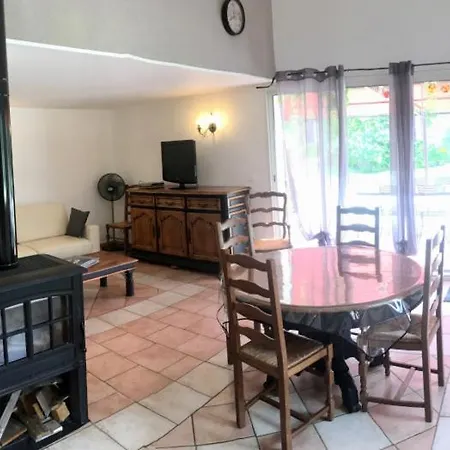 Ferme Lou Oda ve Kahvaltı