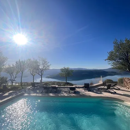 Domaine De La Ferme Lou Bed & Breakfast 4*