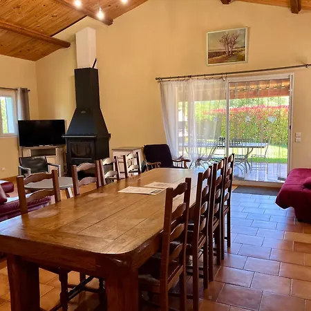 Domaine De La Ferme Lou Bed & Breakfast 4*