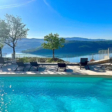 Domaine De La Ferme Lou Bed & Breakfast